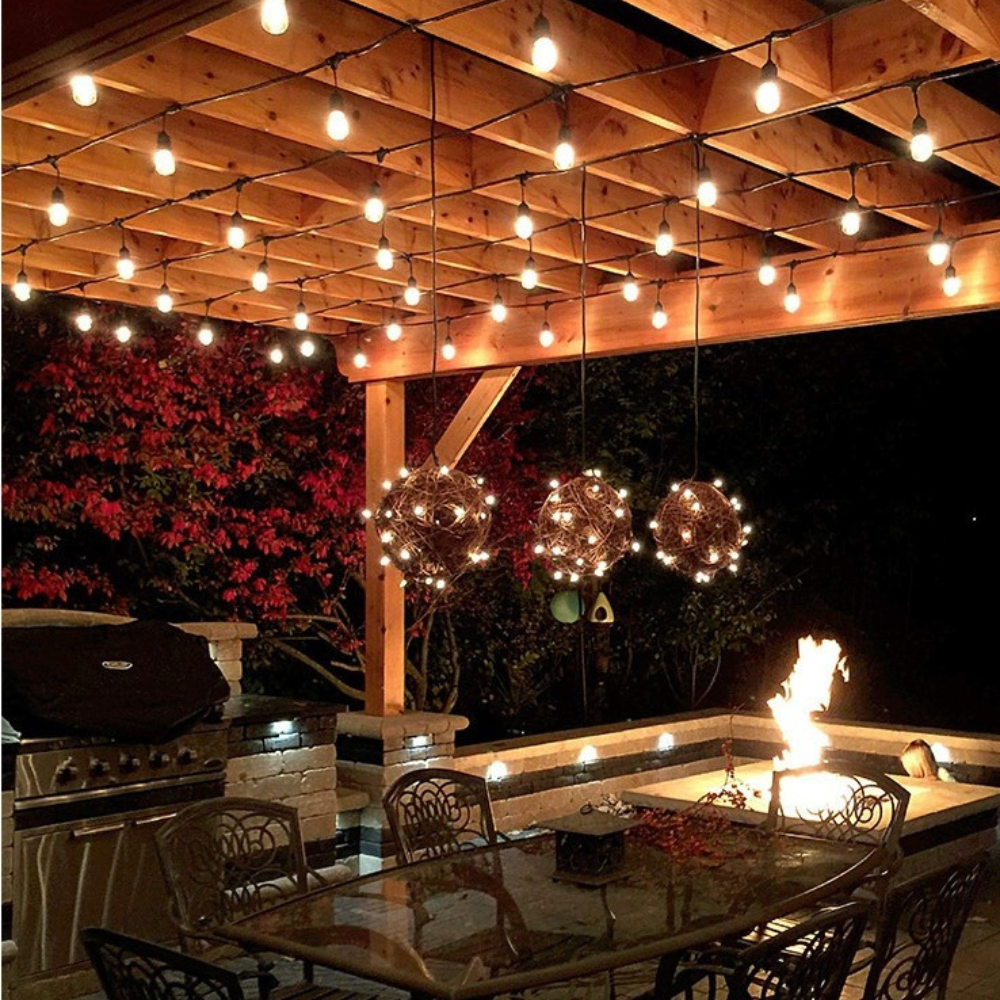 Ghirlanda Becuri, Lungime 10m, 20 LED-uri, Model Bulb, IP44, Interconectabila