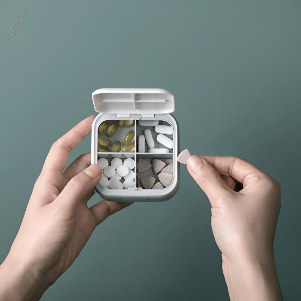 Mini Medicine Box, Efficient Organization, 4 Compartments, Airtight Closure, Portable