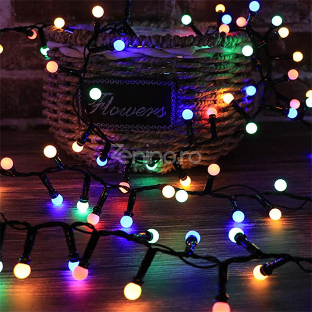 Коледна инсталация, 10 м кабел, 40 LED крушки, многоцветни, 8 светлинни ефекта, черен кабел, 220V, контролер