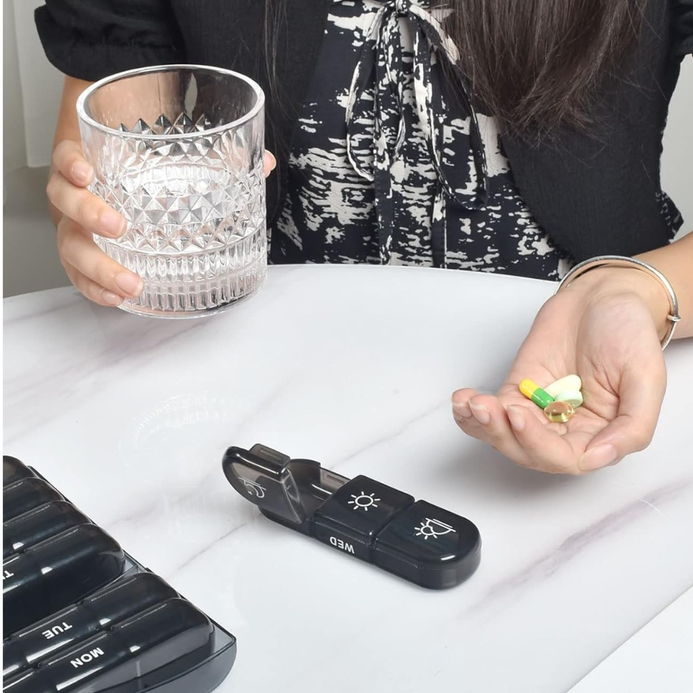 Medicine Organizer Box, Weekly, 21 Compartments, Compact, Portable