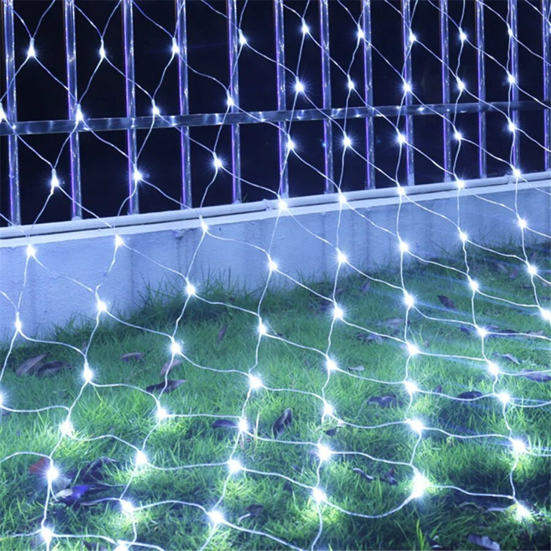 Instalatie de Craciun, Tip Plasa, Becuri LED, 8 Jocuri de Lumini, Interconectabila, Fir Transparent, Prelungitor 1.5m, Alb Cald, Rece, Multicolor