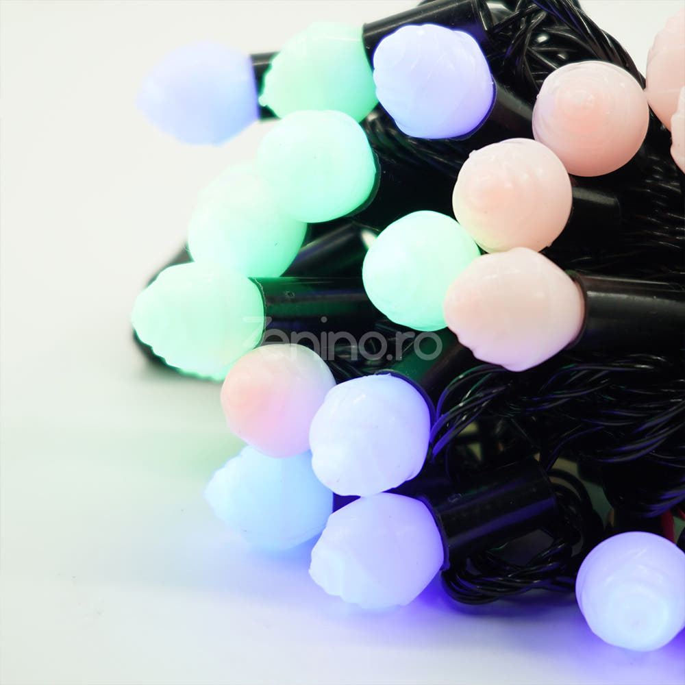 Коледна инсталация, 10 м кабел, 40 LED крушки, многоцветни, 8 светлинни ефекта, черен кабел, 220V, контролер