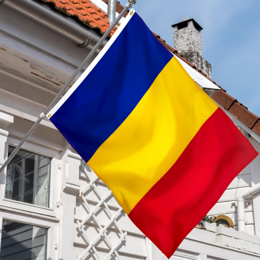 Трицветно знаме, 150x90 см, метален прът, аксесоари за закрепване, текстилен материал