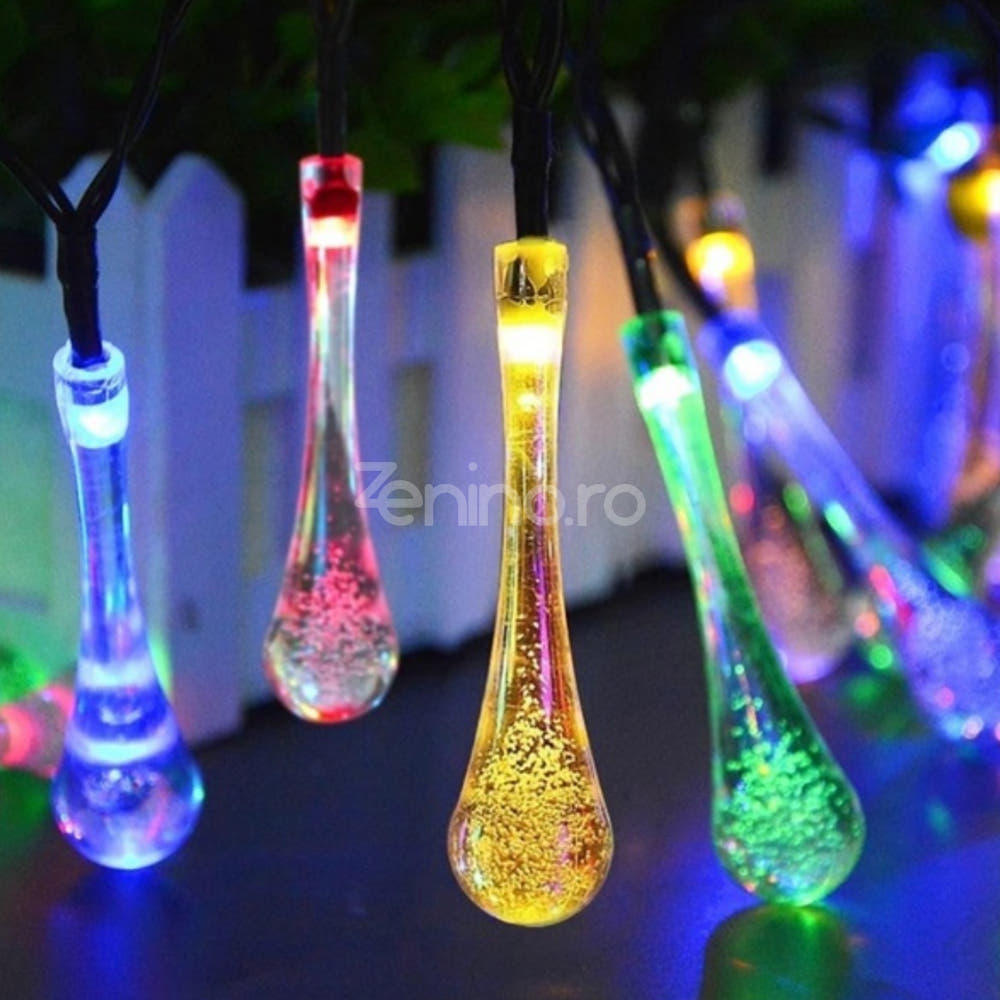 Instalatie Solara, Model Picaturi, 6m, 28 LED-uri, 8 Ore Lumina, Liniara, Alb Cald, Alb Rece si Multicolor, 600mAh