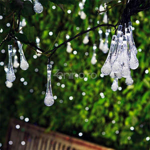 Instalatie Solara, Model Picaturi, 6m, 28 LED-uri, 8 Ore Lumina, Liniara, Alb Cald, Alb Rece si Multicolor, 600mAh