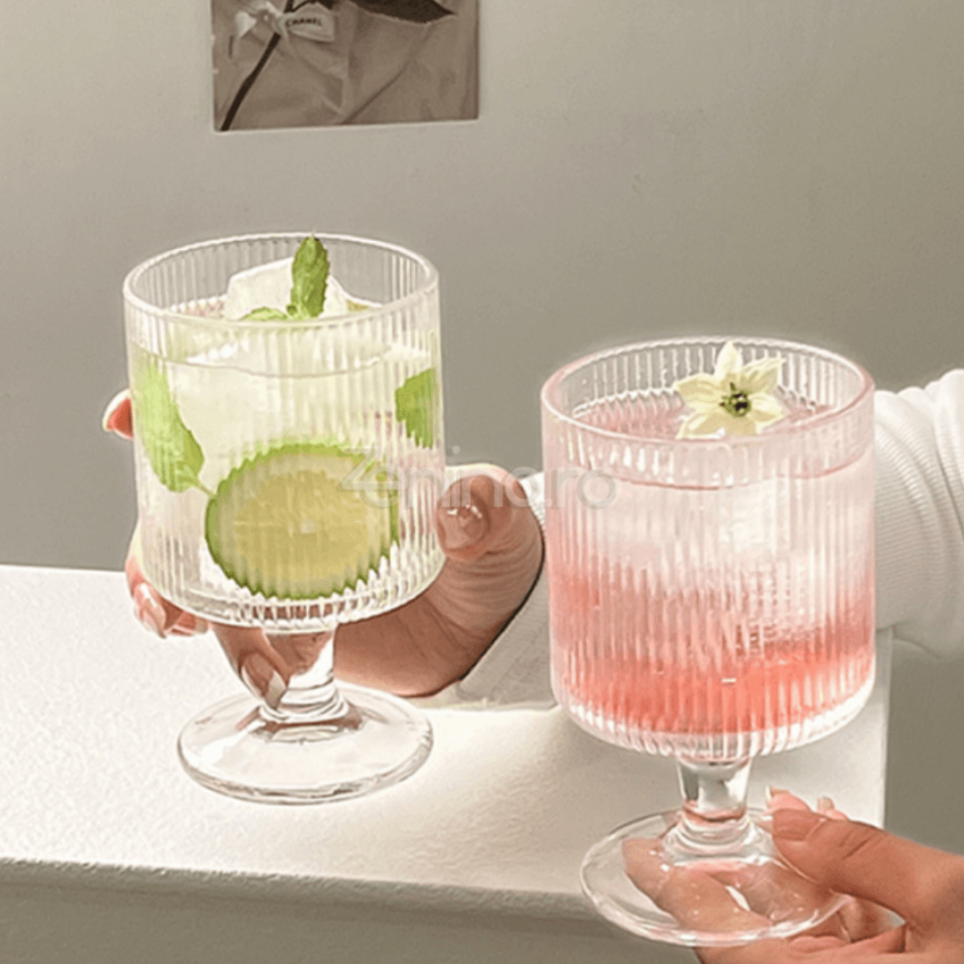 Set 6 Pahare cu Picior, de 225ml, pentru Cocktail, Limonada, Rezistent la Zgarieturi, din Sticla Borosilicata, Transparent